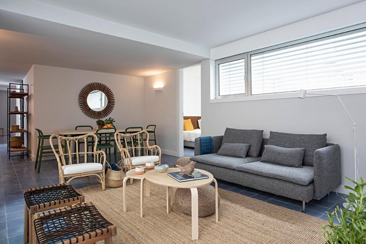 Piso Azul Premium Apartments In Bairro Alto By Lovelystay Lisbon Bagian luar foto