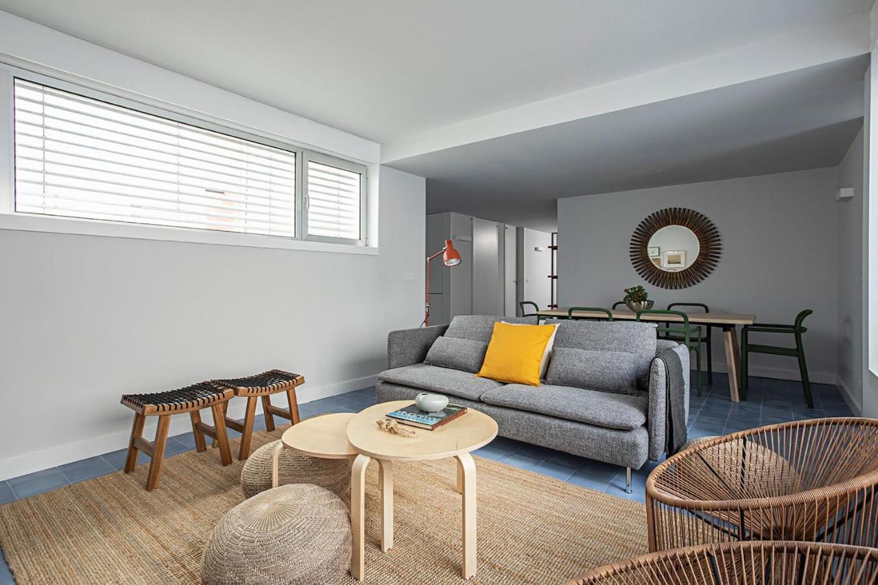 Piso Azul Premium Apartments In Bairro Alto By Lovelystay Lisbon Bagian luar foto